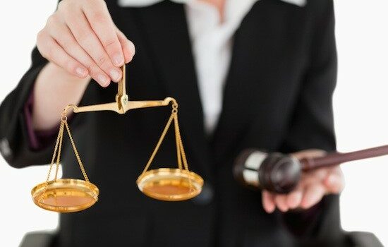 How to Choose a Lawyer