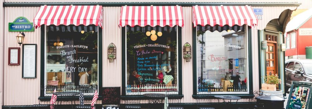 What is The Difference Between a Retail Lease and a Commercial Lease?